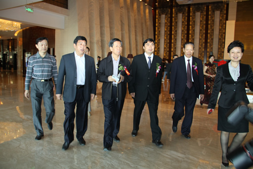 十八位共和国将军部长书法展在秦皇国际大酒店多功能厅举行